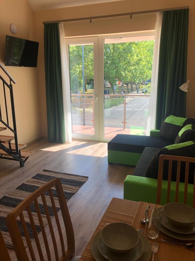 Castellum Apartmanhaz Gyula Exterior foto